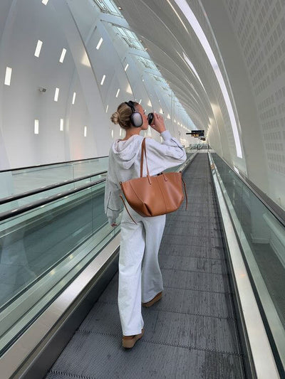 Patricia | Designet handleveske med sidefrynser